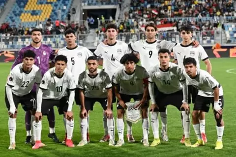 بعد ثنائي أرسنال وليفربول.. نبيه يستبعد لاعبا الفريق الأول بهامبورج وأوكسير لأسباب فنية